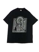 Load image into Gallery viewer, Early 1990s “Cupid and Psyche”Thomas Uwins Engraving Tee (L)

