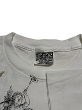 Load image into Gallery viewer, Early 1990s Albrecht Dürer “Three Putti With Shield And Helmet“ Tee (L)
