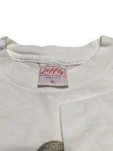 Load image into Gallery viewer, Early 1990s George Edwards “The Dodo and the Guinea Pig” Tee (XL)
