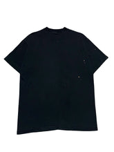 Load image into Gallery viewer, 1996 Sandy Skoglund “Fox Games” Tee by Fotofolio (L)
