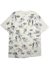 Load image into Gallery viewer, Early 1990s Albrecht Dürer “Three Putti With Shield And Helmet“ Tee (L)
