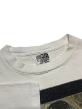Load image into Gallery viewer, 1992 Gustav Klimt “The Kiss” Tee (L)
