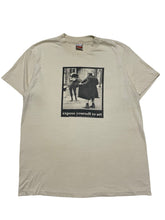 Load image into Gallery viewer, Late 1970s Mike Ryerson “Expose Yourself to Art” Photo Tee (L)
