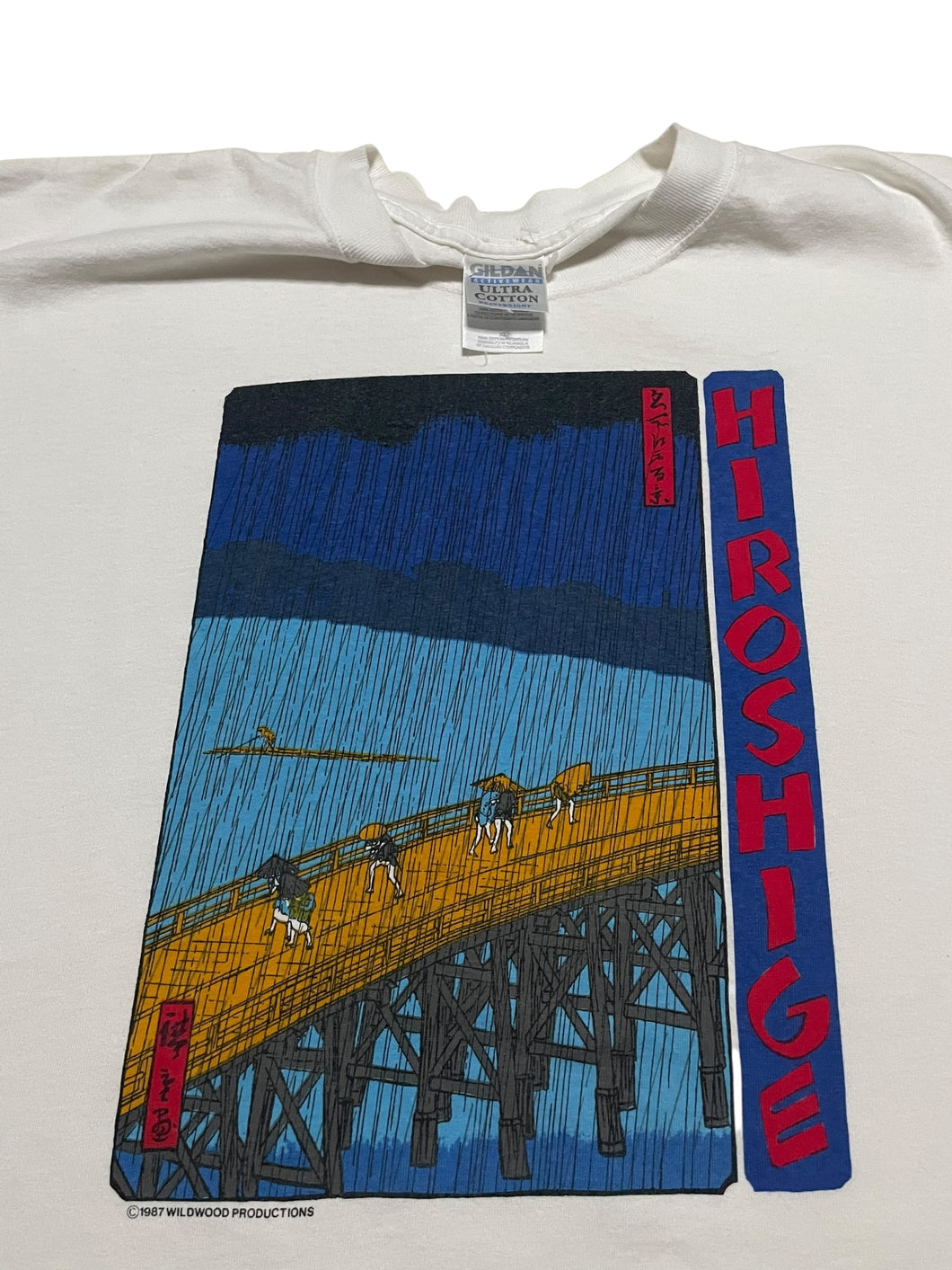 Late 1990s Utagawa Hiroshige “Sudden Shower over Shin-Ōhashi Bridge and Atake” Tee (XL)