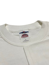 Load image into Gallery viewer, Late 1990s Roseanne Olson Bellevue Art Museum Photo Tee (M)
