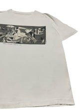 Load image into Gallery viewer, 1997 Pablo Picasso “Guernica” Tee (L)
