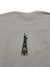 Load image into Gallery viewer, Late 1990s/Early 2000s Metropolitan Museum of Art Tee (M/L)
