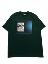 Load image into Gallery viewer, 1996 Harold Edgerton “Cutting the Card Quickly” Photography Tee (XL)
