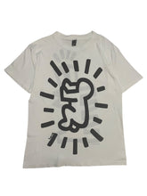 Load image into Gallery viewer, Mid-1980s Pop Shop Keith Haring Baby/Barking Dog Tee (L)
