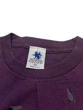 Load image into Gallery viewer, 1990s Philadelphia Museum of Art Schiaparelli Shoes Tee (XL)
