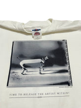 Load image into Gallery viewer, Late 1990s Roseanne Olson Bellevue Art Museum Photo Tee (M)
