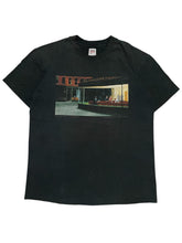 Load image into Gallery viewer, Early 1990s Edward Hopper “Nighthawks” (1942) Tee (L)
