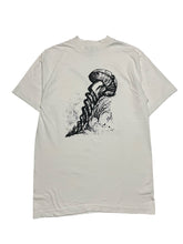 Load image into Gallery viewer, Early 1990s Claes Oldenburg “Soft Screw in Waterfall” Tee (L)
